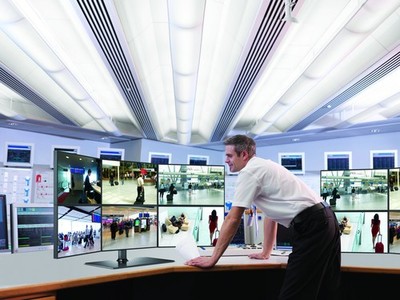 多屏拼接解决方案 三星展翼MD230拓展安防应用，助力信息安全设备销售